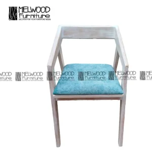 Veranda Chair with cushion | white wash finish